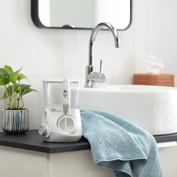 New! Waterpik Aquarius Water Flosser Professional for Teeth, Gums, Braces, - Picture 11 of 11